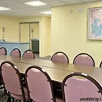 Days Inn By Wyndham Milan Sandusky South 
