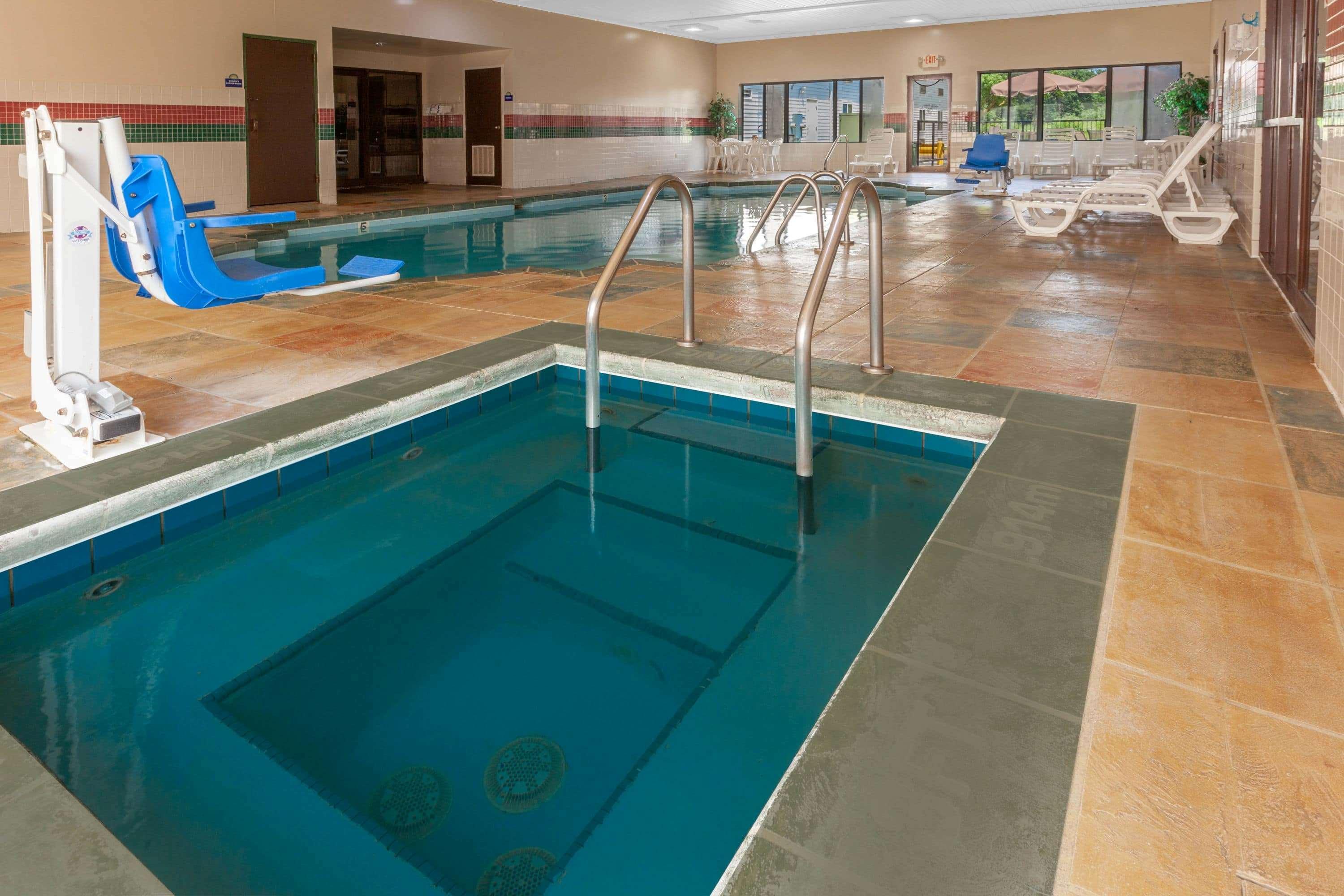 Days By Wyndham Sandusky South Hotel 2*
