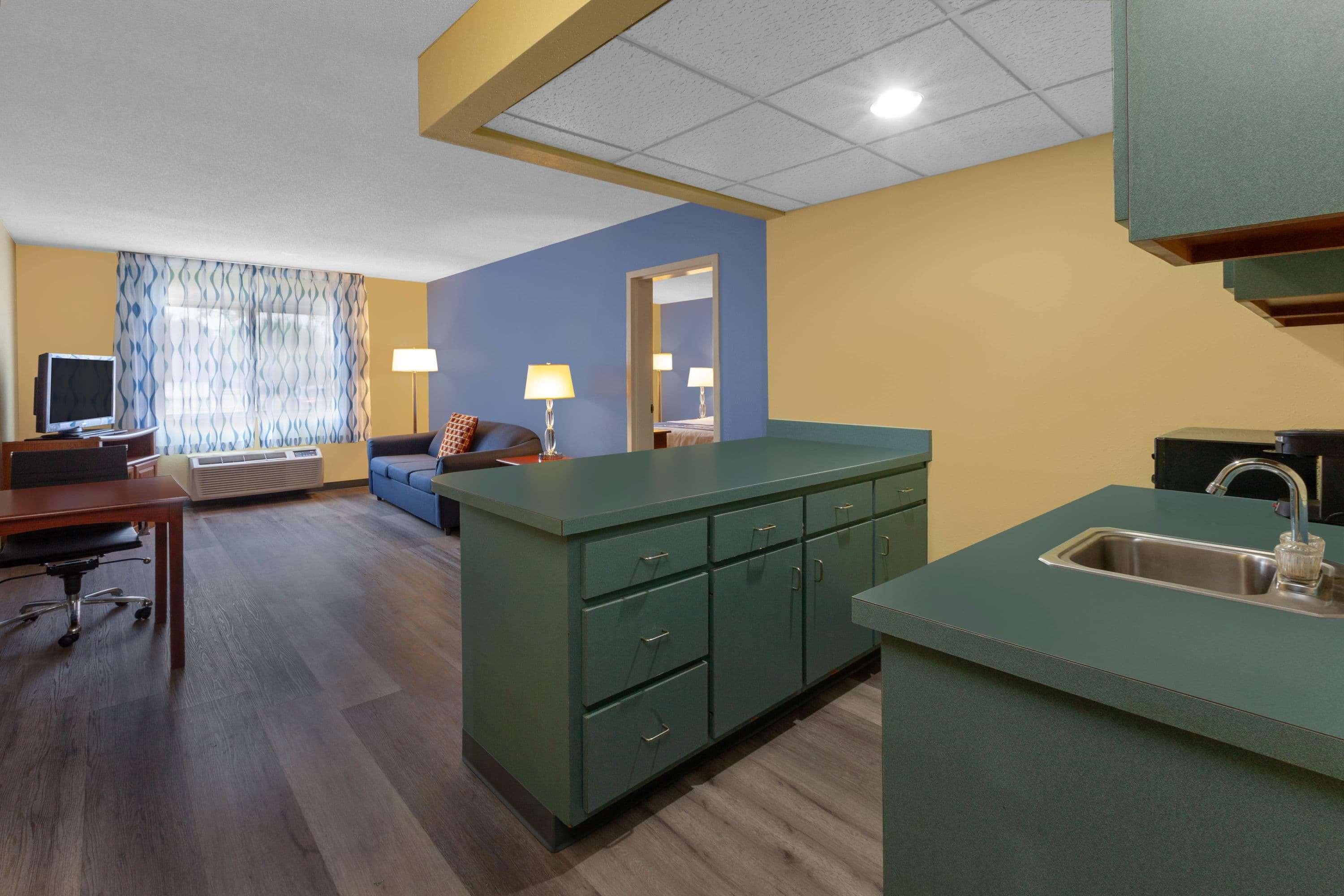 Days By Wyndham Sandusky South Hotel 2*