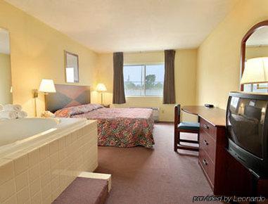 Hotel Days By Wyndham Sandusky South 2*